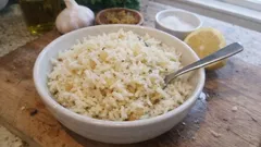 Riso pilaf con basmati: il metodo semplice per chicchi sempre sgranati e profumati