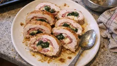 Rollè di tacchino ripieno al forno: spinaci, prosciutto e provola, sempre morbido